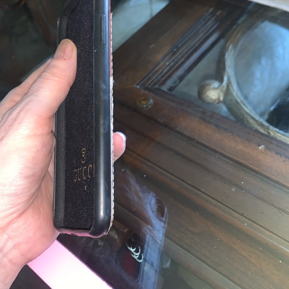 GG Collection Brown and Tan Phone Case with Luxurious Design it did not fit mine - Picture 7 of 8